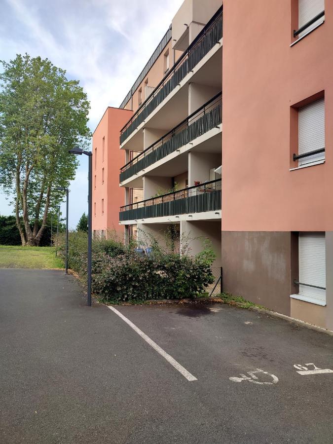 T2 En Centre Avec Place De Parking Privative Appartement Le Mans